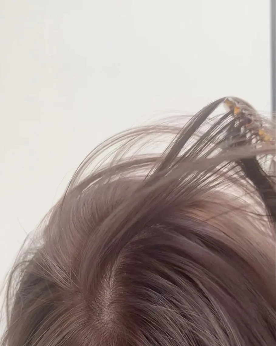 ミディアム 落合希 Olivebeigeのヘアスタイル
