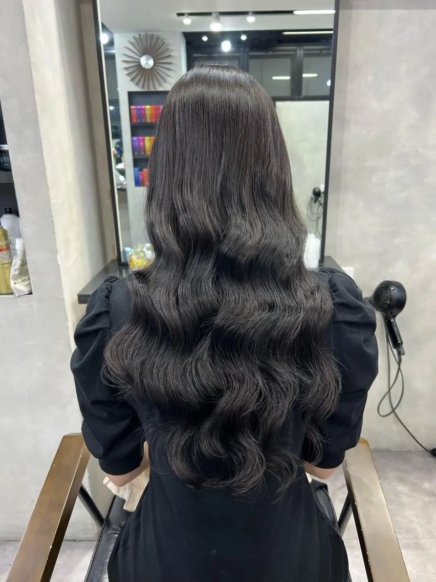 ロング カラー ヘアアレンジ シールエクステ アッシュ バレイヤージュ ベージュカラー ブリーチ カット ヘアカラー エクステ ar+ ❤︎ maiのヘアスタイル