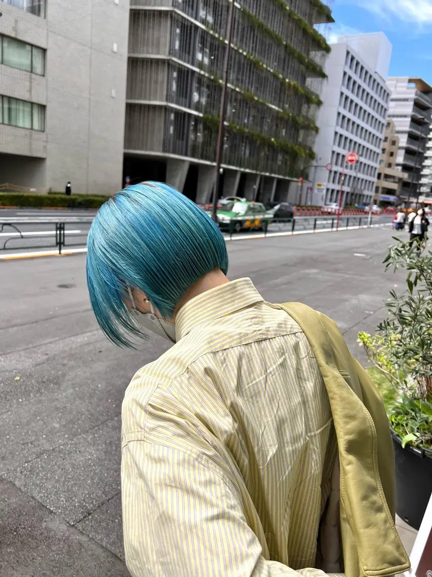 ショート カラー tokute Takahashiのヘアスタイル