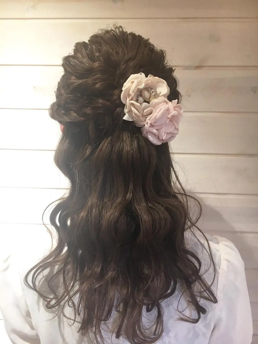 ロング ヘアアレンジ 野崎 ひかりのヘアスタイル
