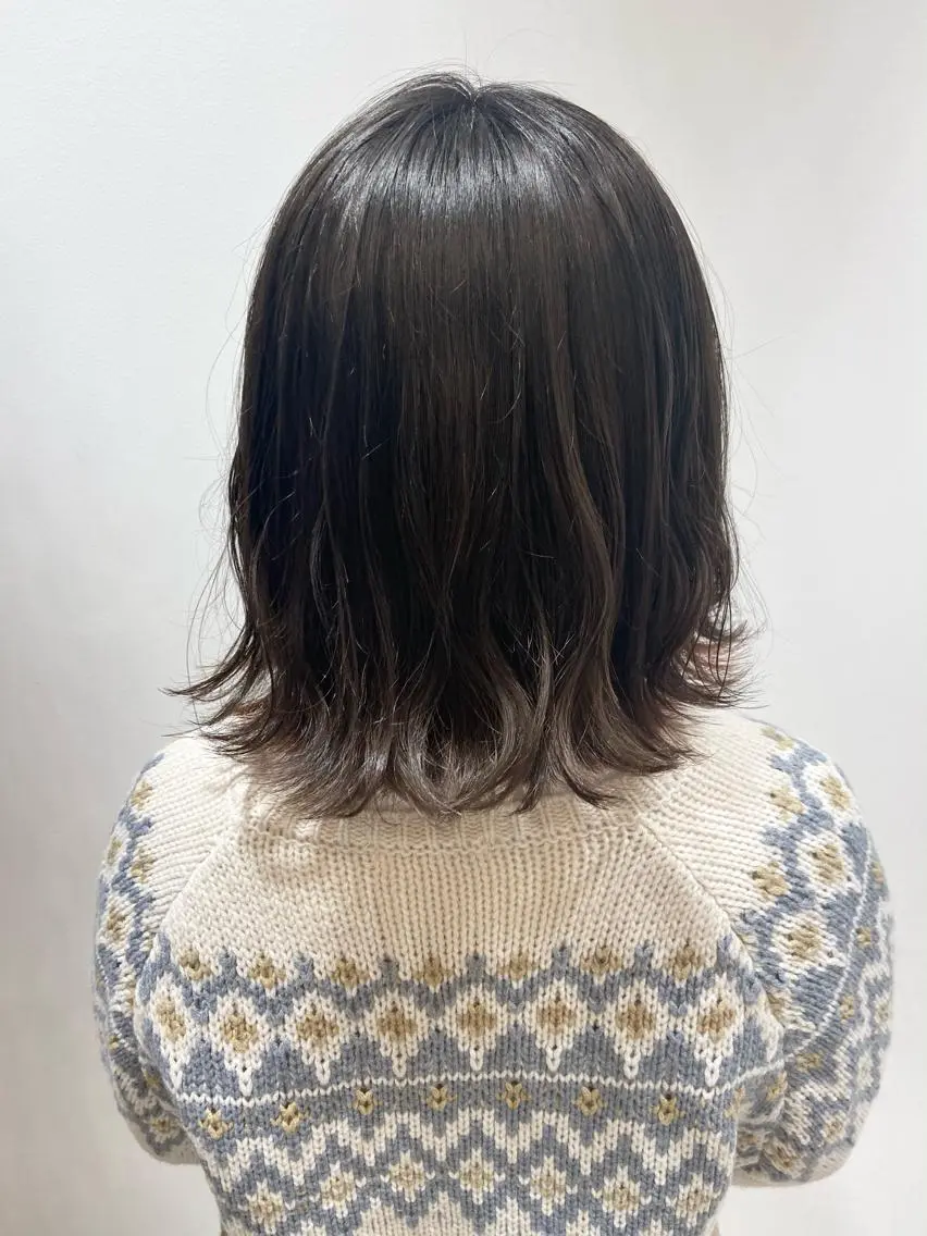 ミディアム カラー ヘアカラー 🐺ウルフ/レイヤー 似合わせ‎🤍沙羅のヘアスタイル