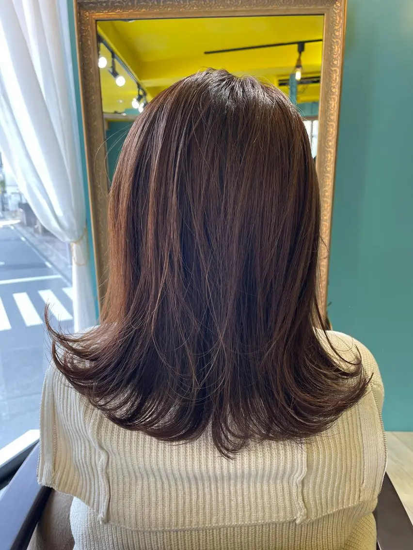 セミロング カラー アッシュ ベージュカラー カット ヘアカラー トリートメント 末石 智のヘアスタイル