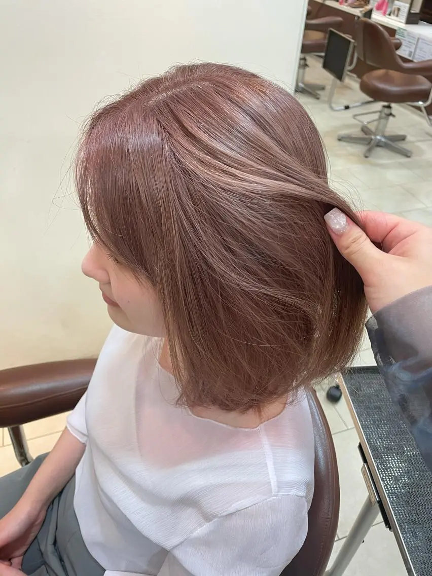 ミディアム ，comma rinka💖✨のヘアスタイル