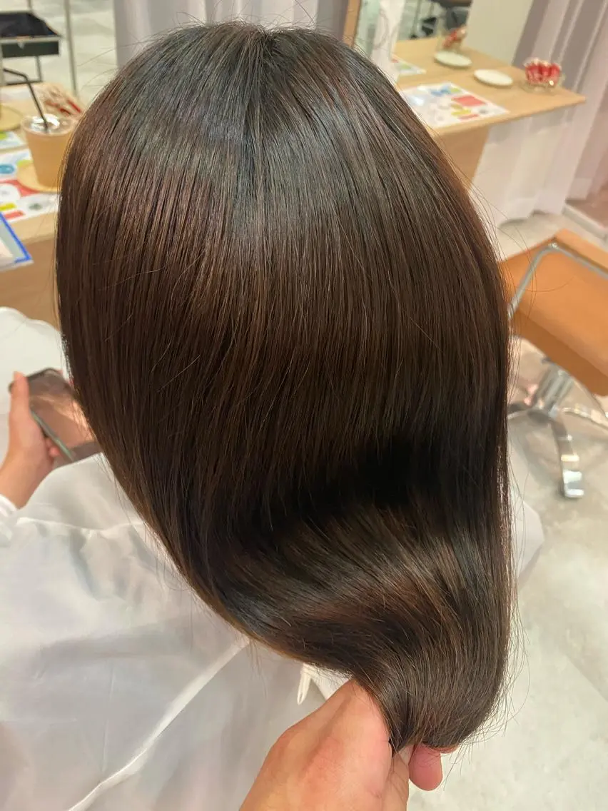 セミロング & kuのヘアスタイル