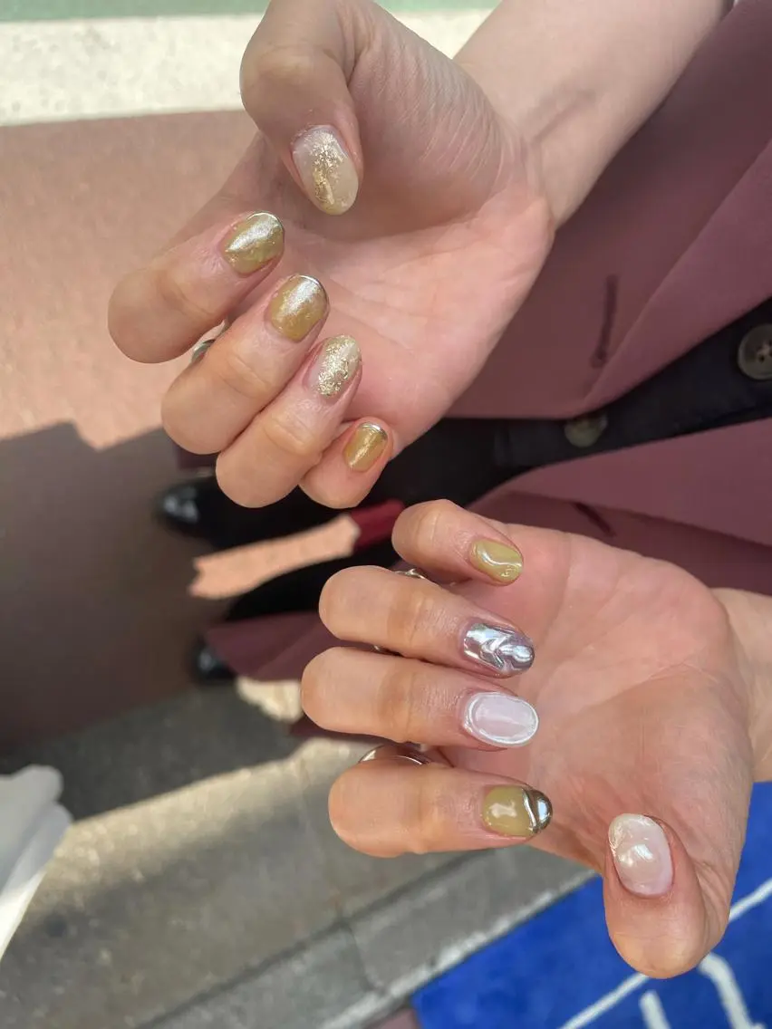 ネイル ハンドネイル ハンドケア はばすみれ🎀ﾈｲﾙ 光ﾌｪｲｼｬﾙ ﾍｱのネイルデザイン