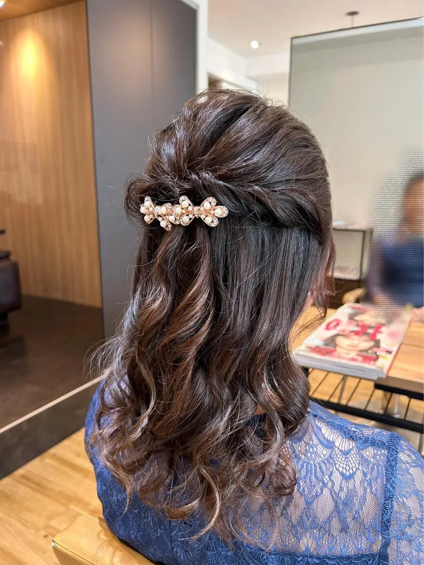 ミディアム ヘアアレンジ 🌿アロマヘアルーム 新宿店✂︎のヘアスタイル