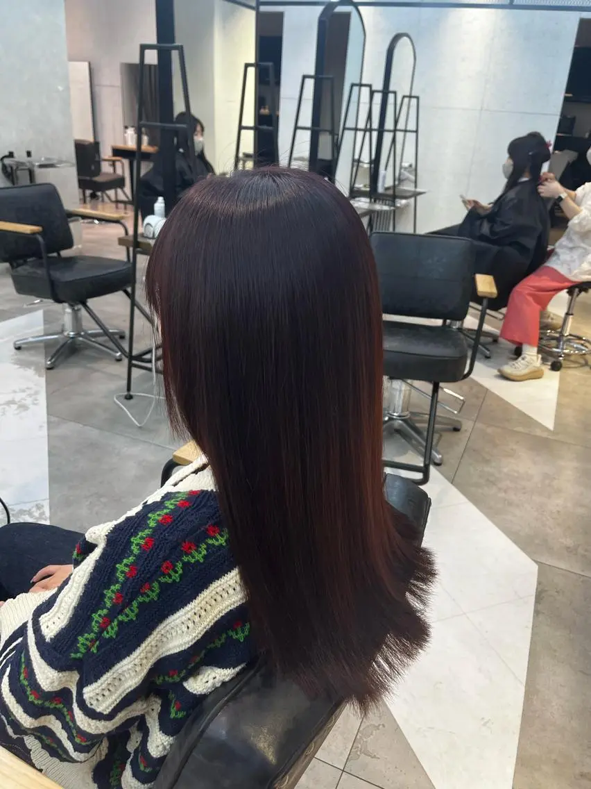ロング カラー 髪質改善 センターパート/カラ ーメッシュ📍ユリのヘアスタイル