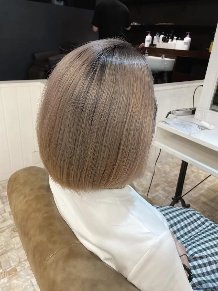 ショート お団子ヘア ミストバング ボブ ハイライト 姫カット 松本　湧貴 ショートスタイルのヘアスタイル