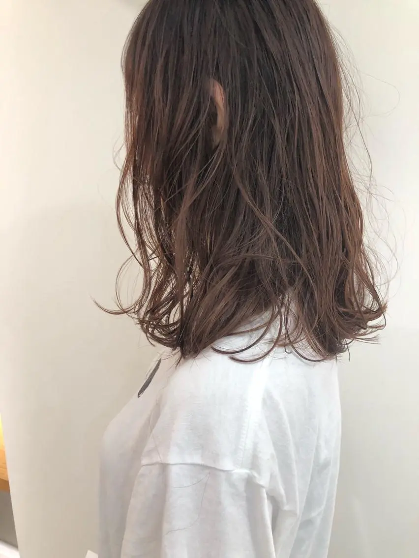 ミディアム 透明感カラー 🎀エリコ🌈のヘアスタイル