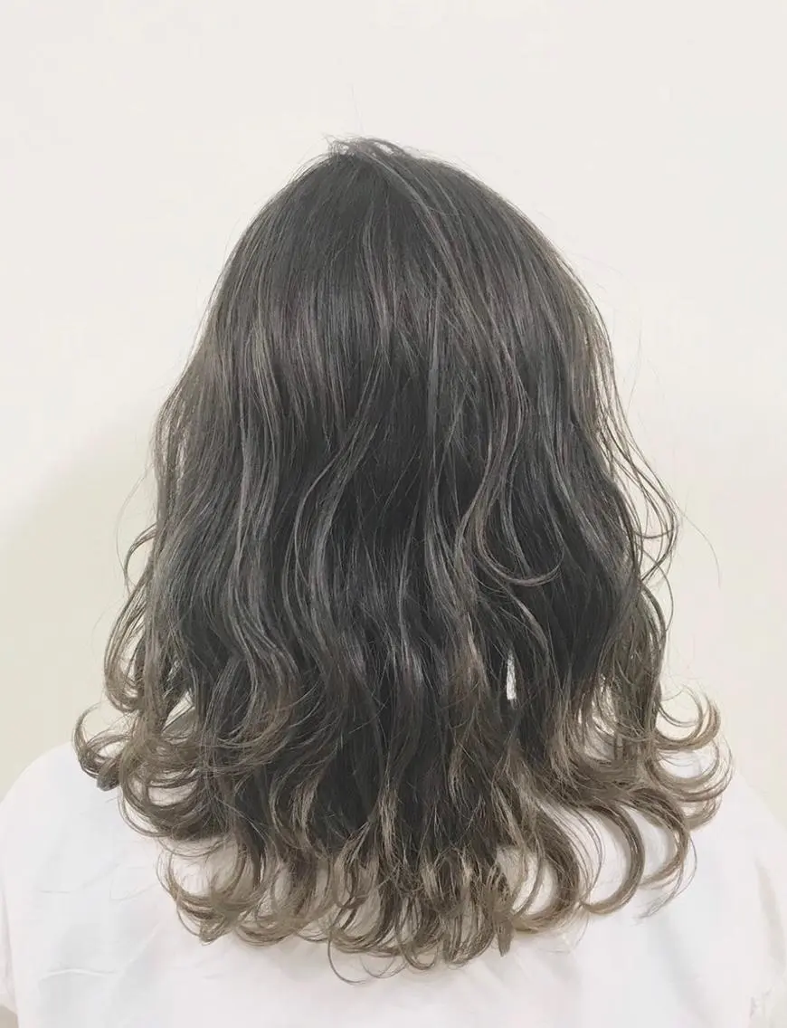 ヘアアレンジ 小関 茅里のマツエク・マツパデザイン