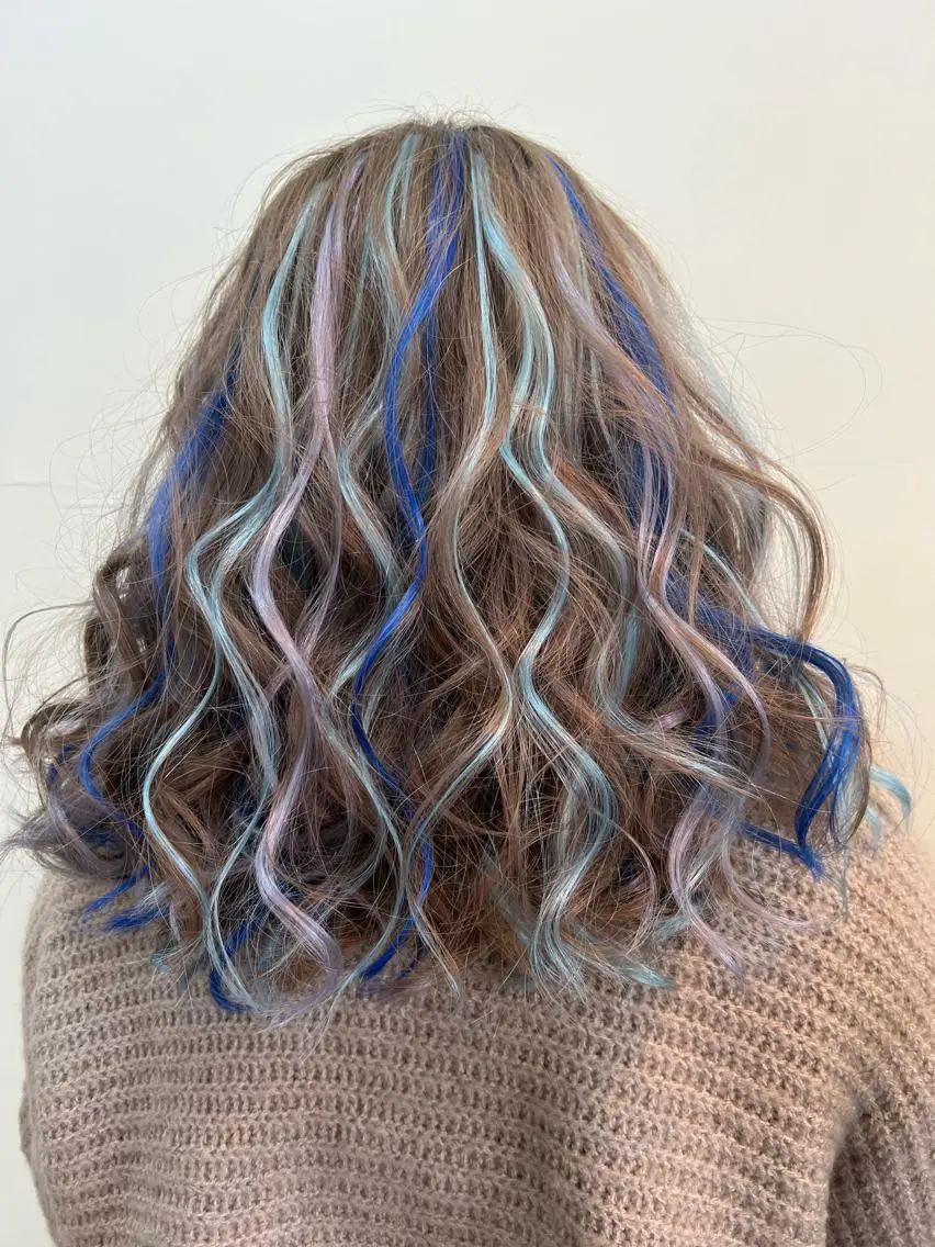 ミディアム エクステ WEST OLAND 安藤のヘアスタイル