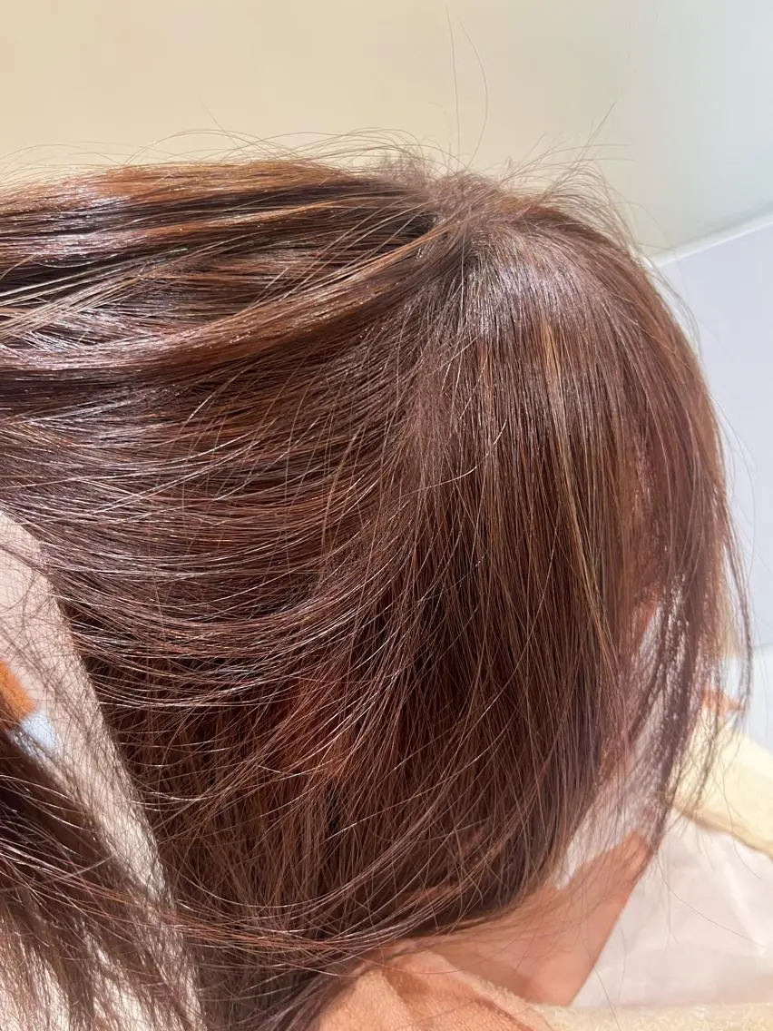 ロング レイヤーカット NERO加藤木麻彩のヘアスタイル