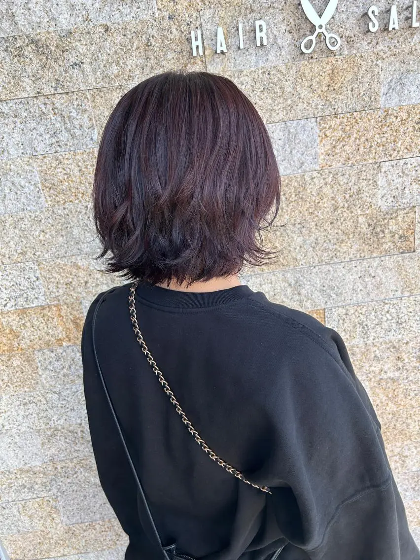 カラー ネイル 河野いずみ レイヤー/ボブ 🤍のヘアスタイル