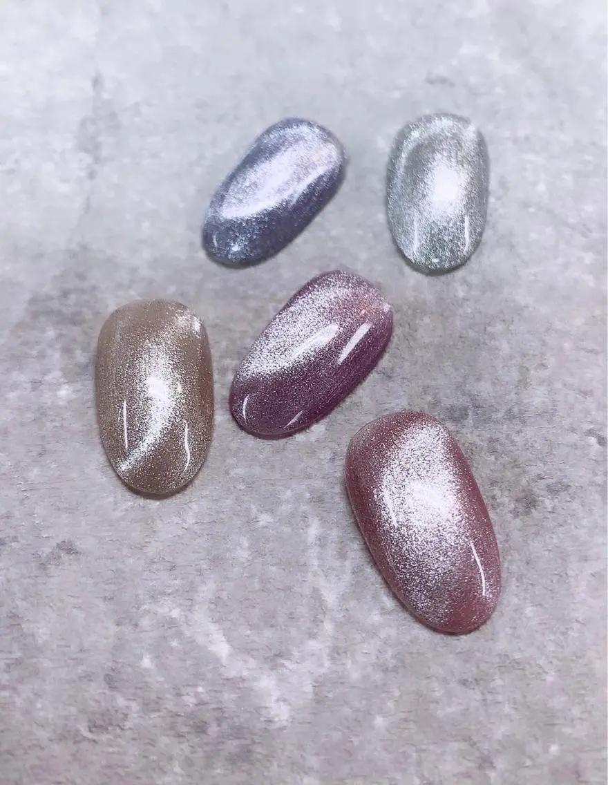 ネイル マグネットネイル FASTNAIL PLUS 新宿店のネイルデザイン
