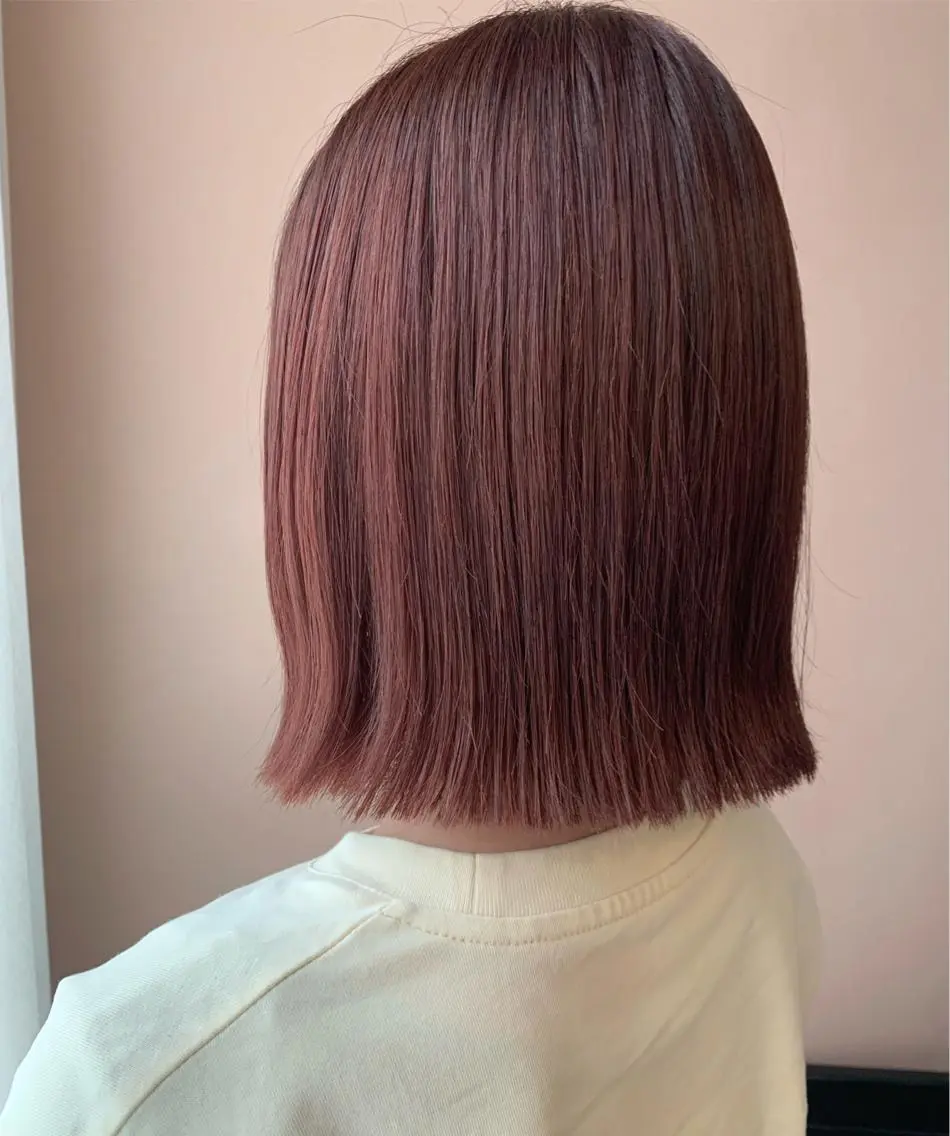 ショート カラー ブリーチ ブラウンカラー ブリーチなしカラー レッドカラー レッドブラウン hubhair レイヤー/透明感のヘアスタイル