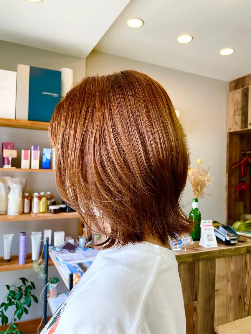 セミロング レイヤーカット カット ヘアカラー トリートメント 大久保 佳奈子のヘアスタイル