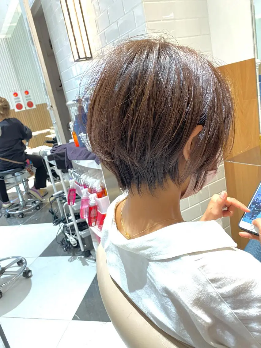 ショート カラー ショートヘア カット ヘアカラー トリートメント 谷合 貴志のヘアスタイル
