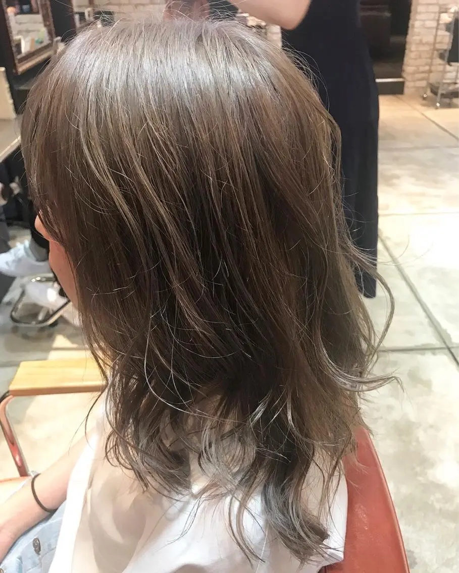 ミディアム カラー ベージュカラー ミルクティーベージュ 縮毛矯正×髪質改善 店長　DAITOのヘアスタイル
