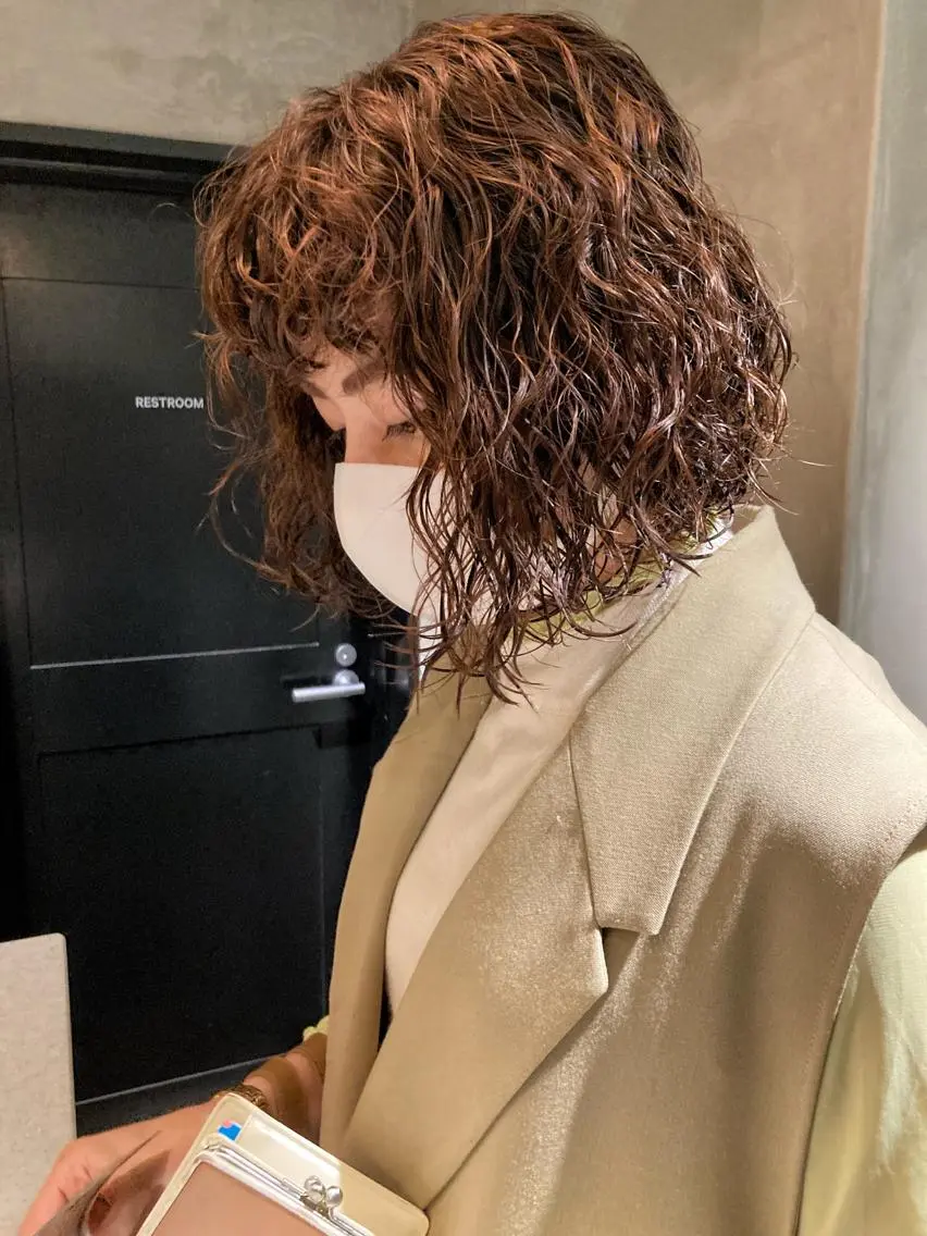 ミディアム パーマ 🛑柔らか透明感 カラー🛑大谷のヘアスタイル