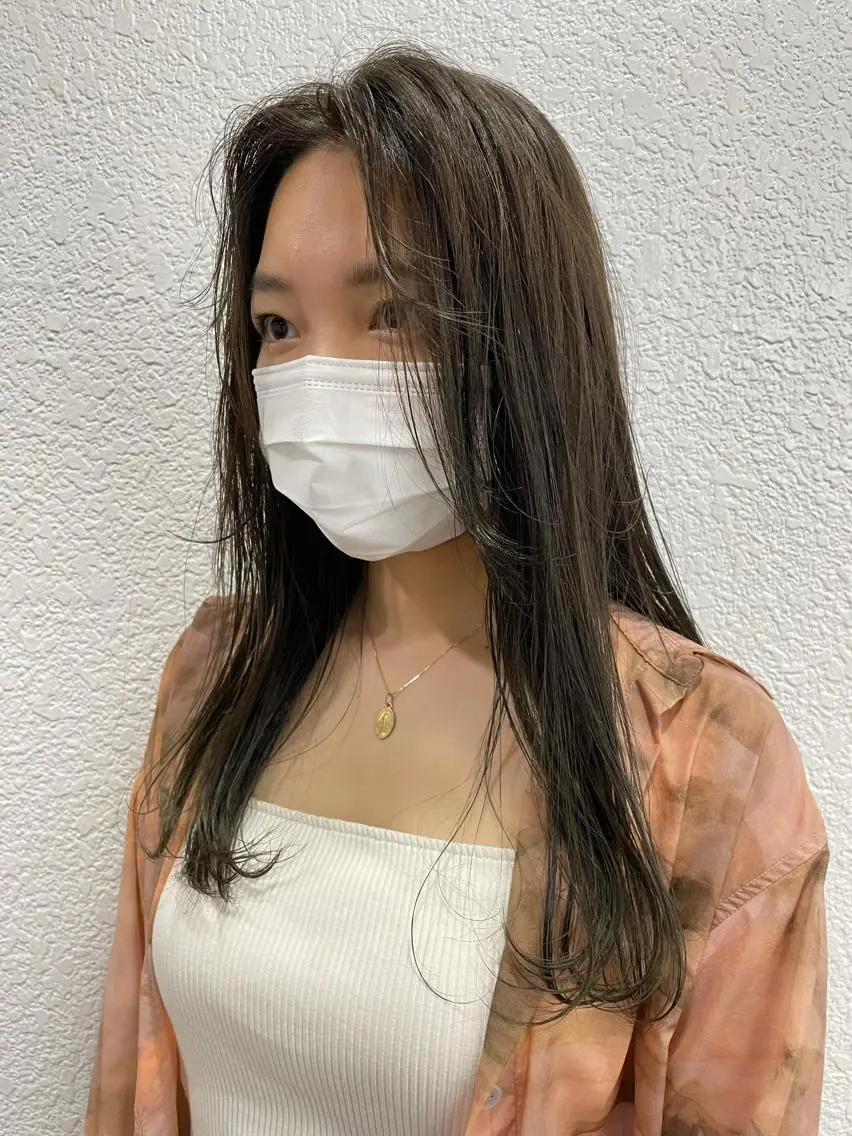 ロング 渋谷 留菜のヘアスタイル