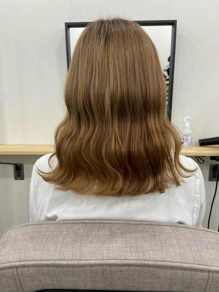 ミディアム カラー ヘアアレンジ Trip大名 AZUのヘアスタイル