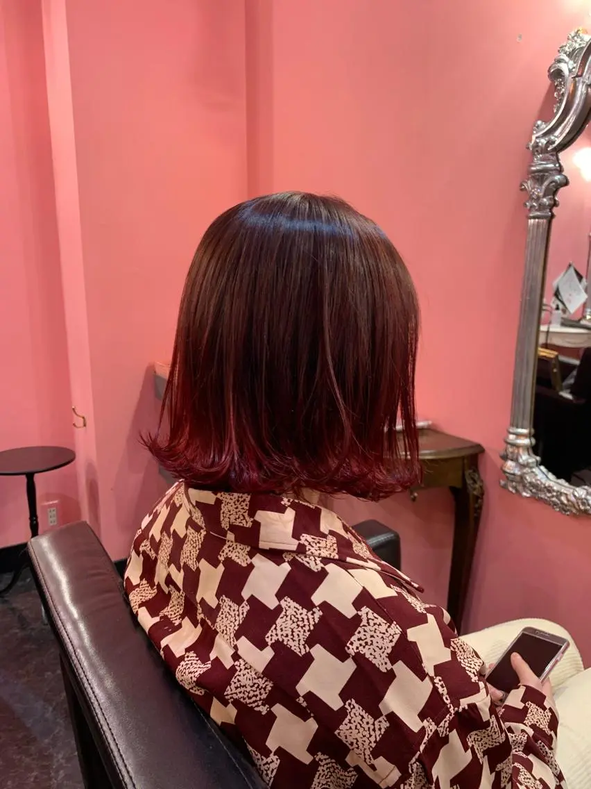 ショート カラー 田畠 しずかのヘアスタイル