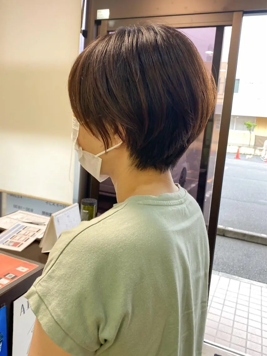 ショート ブリーチカラー🫧 森　凪沙のヘアスタイル
