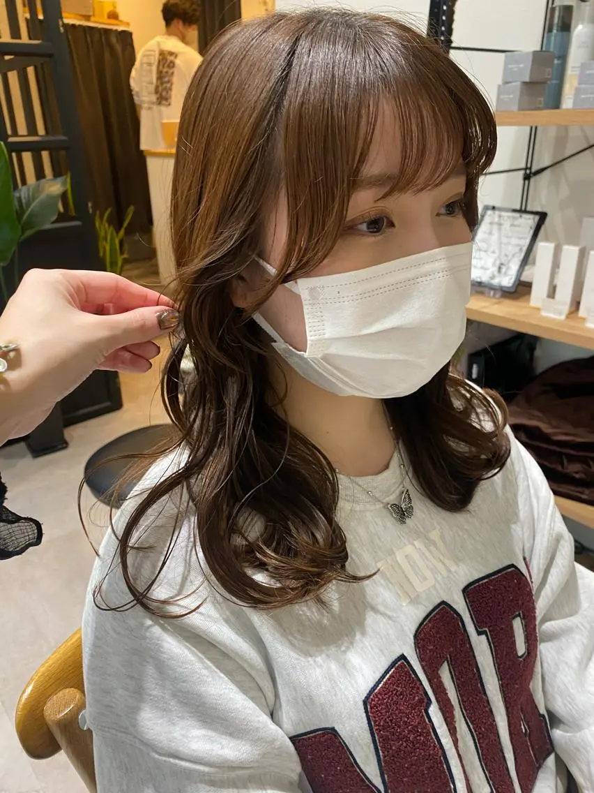 セミロング カラー カット ヘアカラー トリートメント 似合う髪型が 分からない方へのヘアスタイル