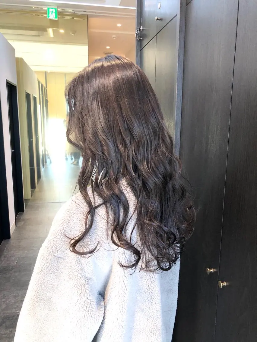 ロング カラー ヘアアレンジ キッズ アッシュ ベージュカラー 透明感カラー ダブルカラー グレージュ stylist 🌸 kana.のヘアスタイル