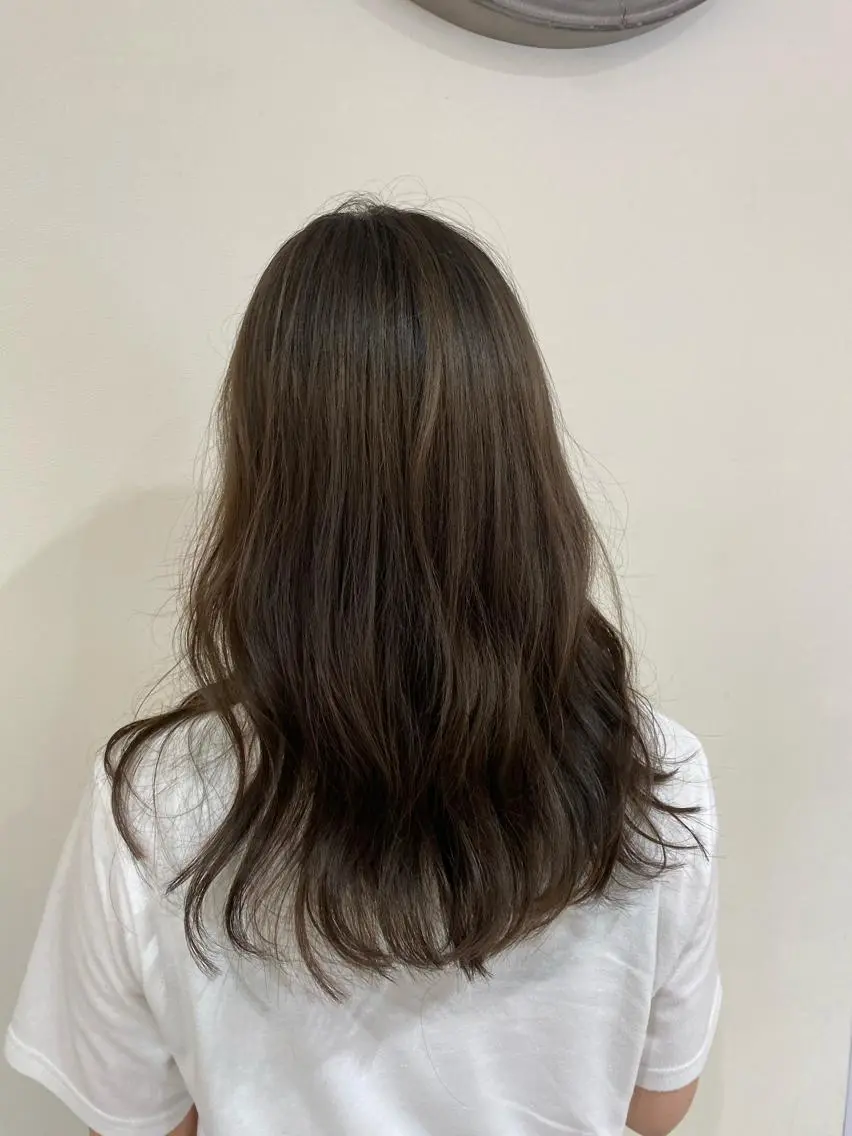 セミロング カラー 🦋透明感カラー / 森脇 大登のヘアスタイル