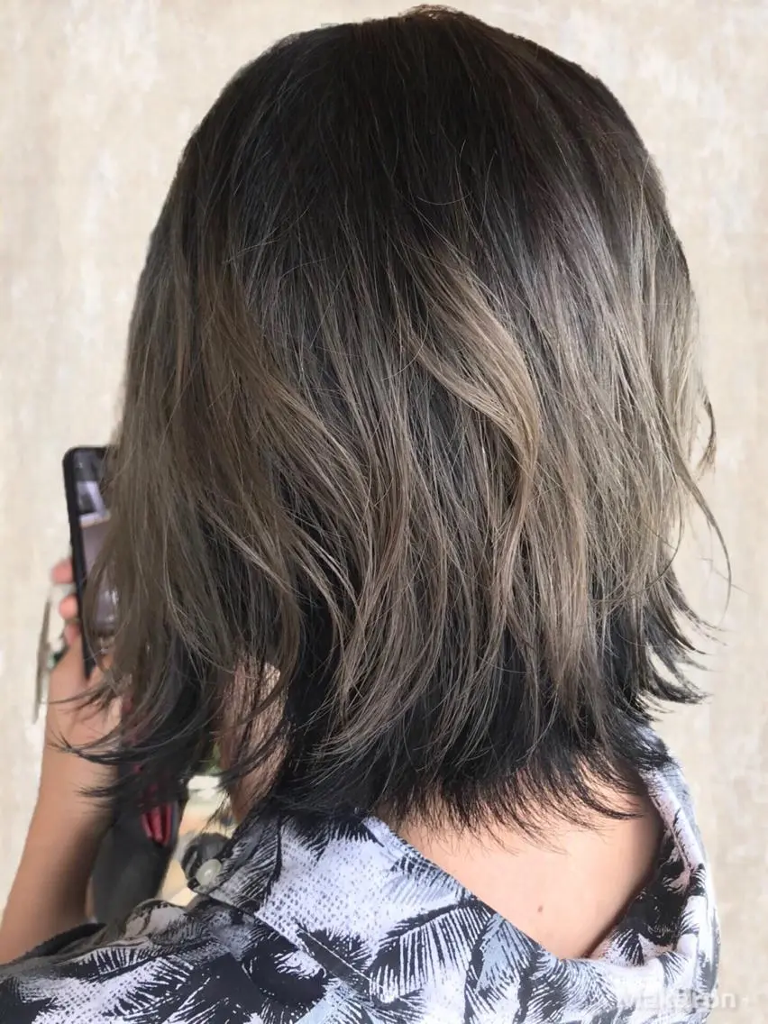 ショート カラー ヘアアレンジ バレイヤージュ ブリーチ デザインカラー レイヤーカット hair works raptureのヘアスタイル
