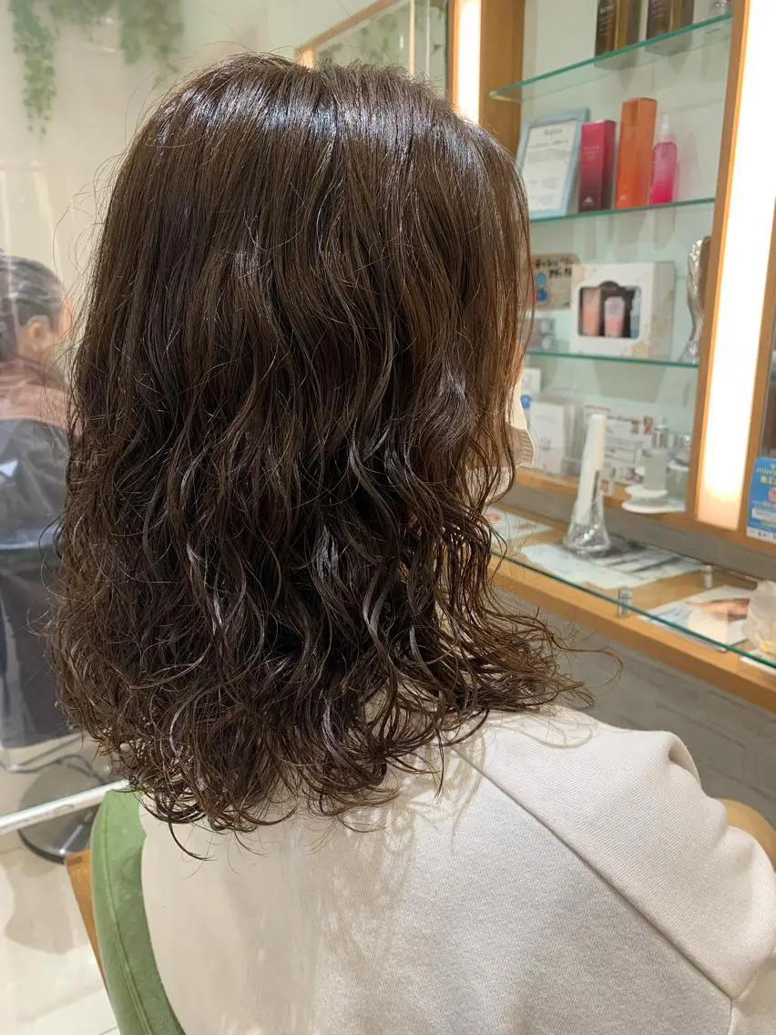 ミディアム パーマ 高橋友里亜 /フリーランスのヘアスタイル