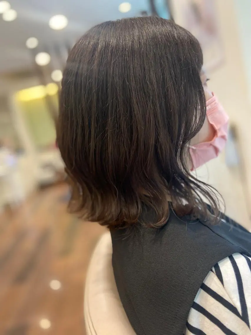 ミディアム Olive 南森町店 酸性縮毛矯正のヘアスタイル