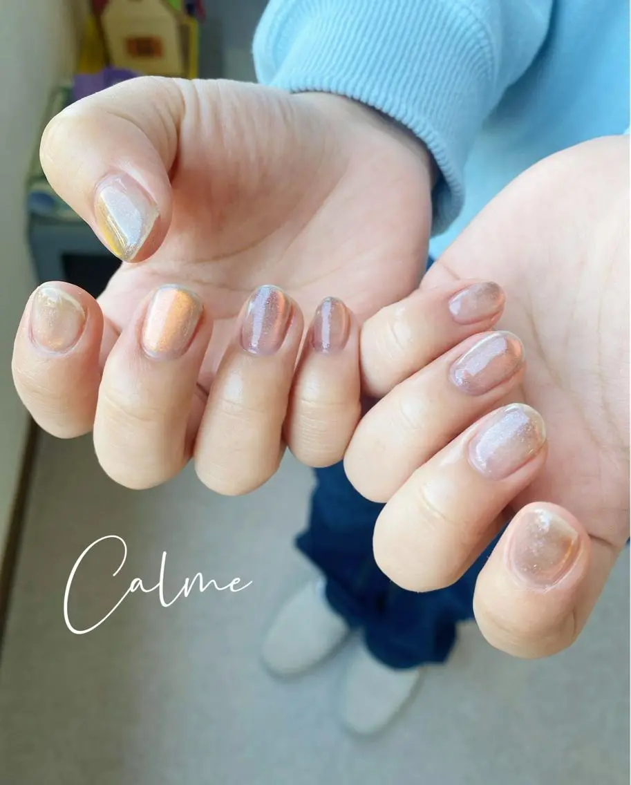 ショート カラー ネイル Nailsalon Calmeのネイルデザイン