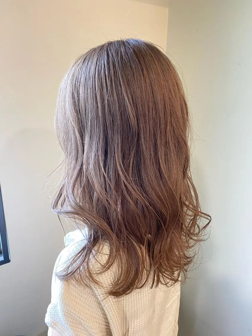 セミロング カラー パーマ ヘアアレンジ メンズ メンズブリーチ メンズハイトーン ベージュカラー ブリーチ ダブルカラー ヘアカラー トリートメント 🌈デザインヘア職人 Kaede🌈のヘアスタイル