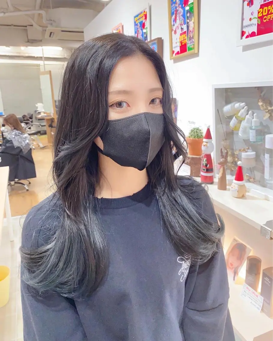 ロング カラー ネイビーカラー レイヤーカット ワンホンレイヤー カット ヘアカラー トリートメント 韓国ヘア🇰🇷 スズキのヘアスタイル