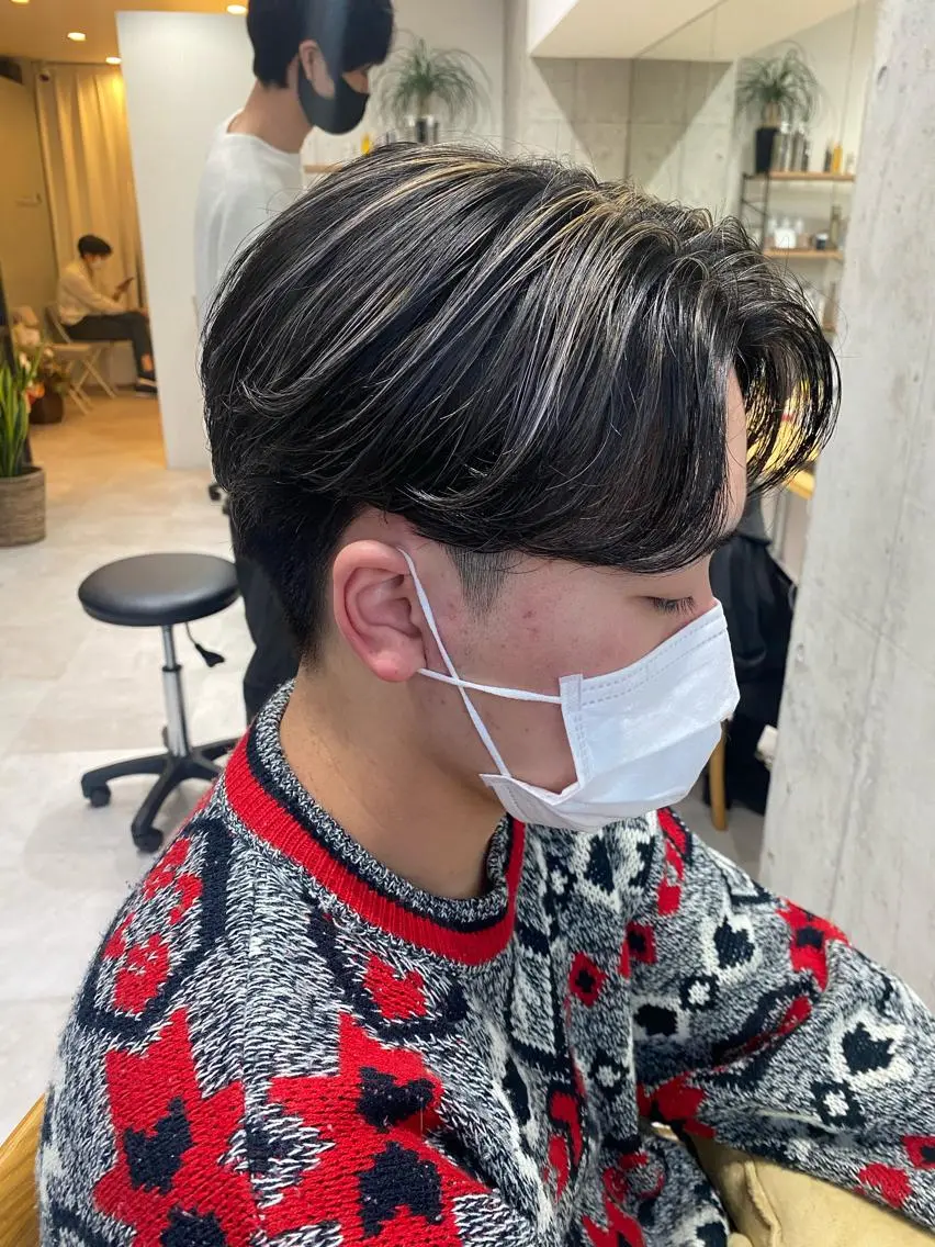 カラー メンズ 似合う髪型見つけます AYAKAのヘアスタイル