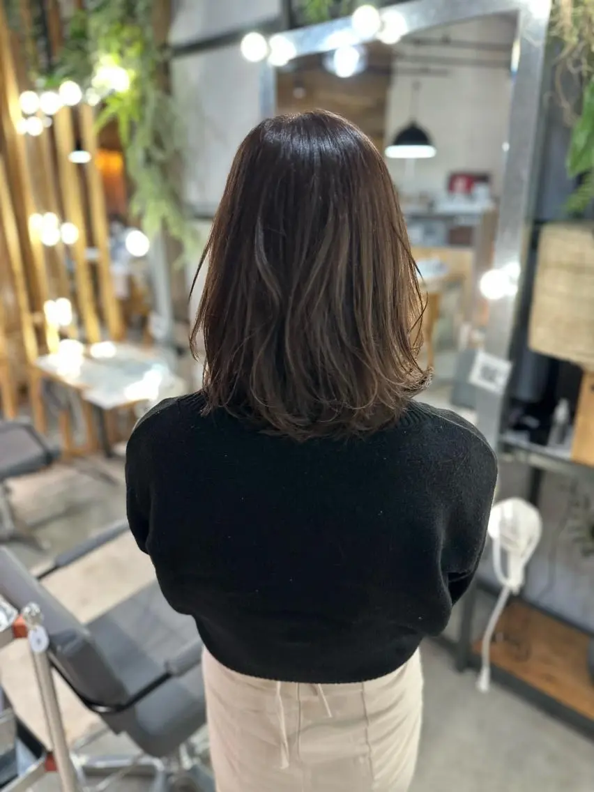 セミロング カラー アッシュ 透明感カラー ラベンダーカラー ラベンダーアッシュ 溜一太／似合わせ/ メンズカットのヘアスタイル
