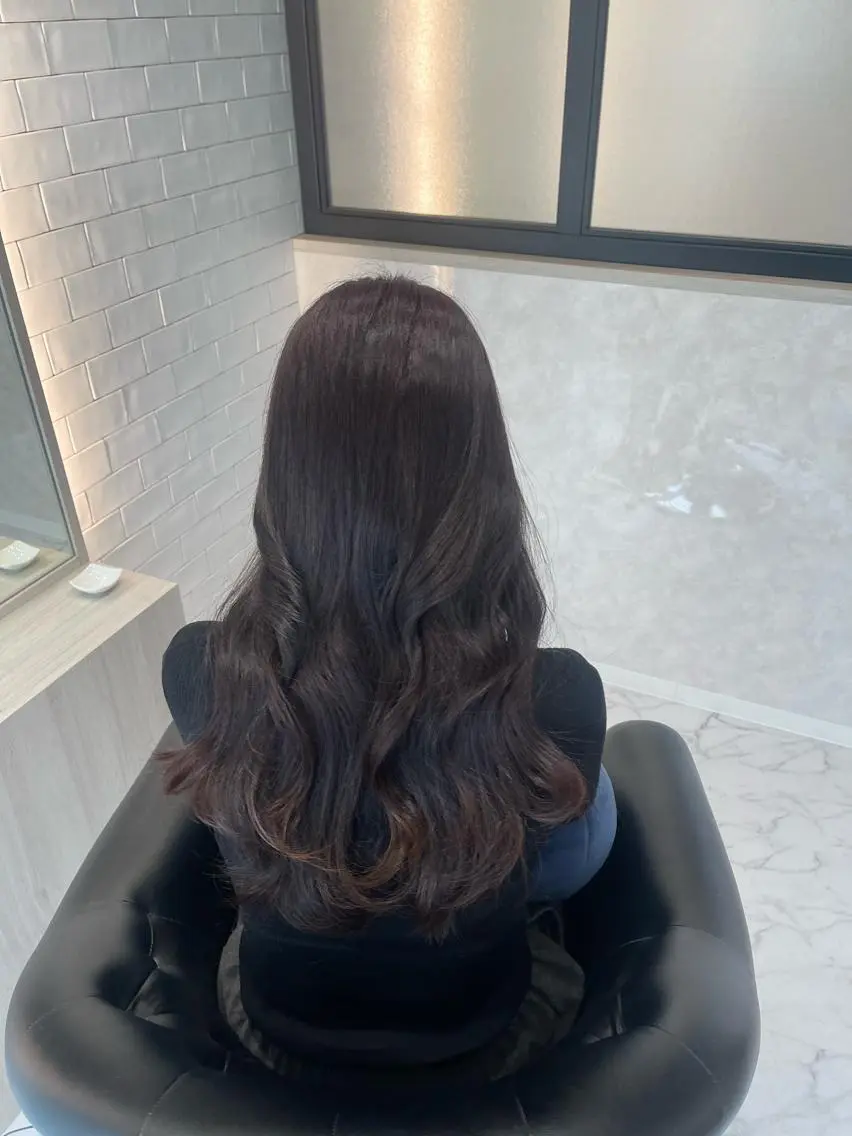 ロング カラー カット ヘアカラー トリートメント emi/髪質改善/ 韓国風/艶カラーのヘアスタイル