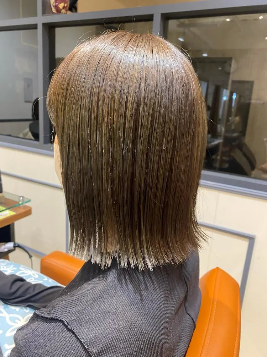 ミディアム カラー カット ヘアカラー トリートメント 宮内 真乃のヘアスタイル