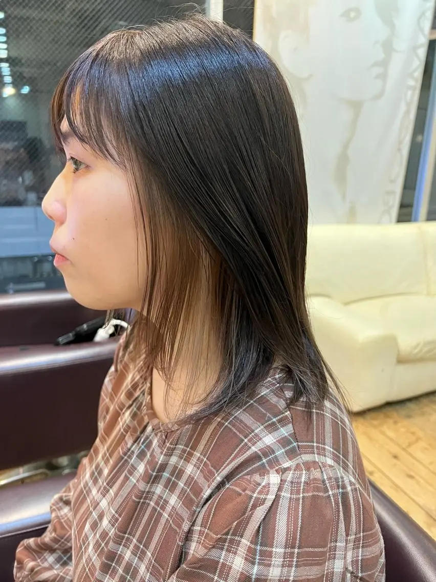 ミディアム カラー ベージュカラー 透明感カラー ミルクティーベージュ 「sumi」 AMIのヘアスタイル