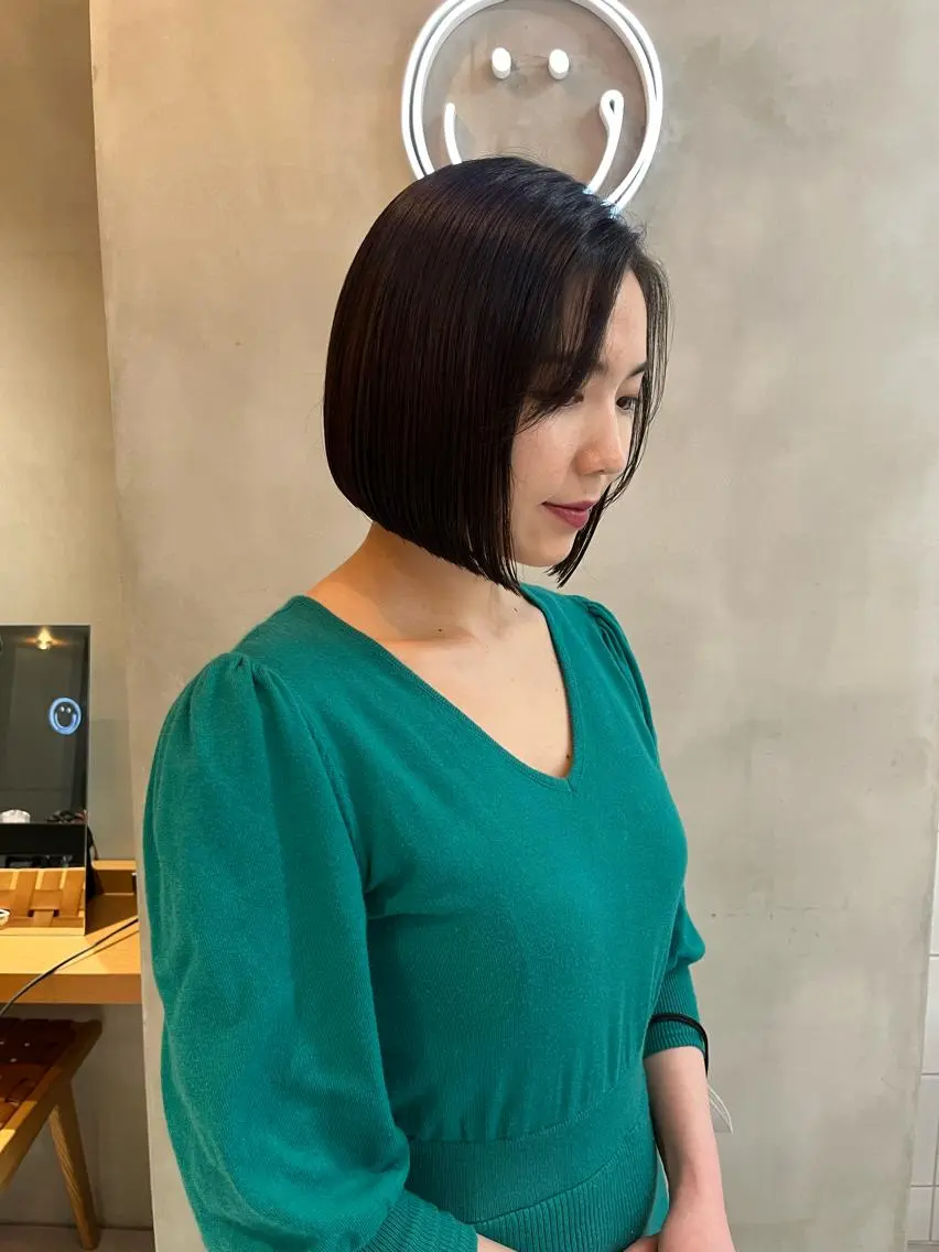 ミディアム 縮毛矯正ボブ&顔まわ レイヤー♡TOMOEのヘアスタイル
