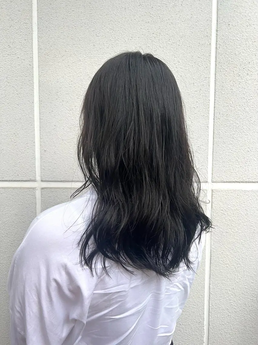 ミディアム カラー パーマ カット パーマ 松坂 真衣のヘアスタイル