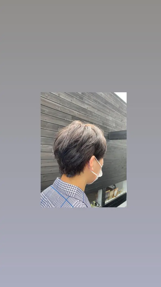 カラー メンズ グレージュ シルバー シルバーグレージュ カット ヘアカラー トリートメント 丹生 滉太のヘアスタイル