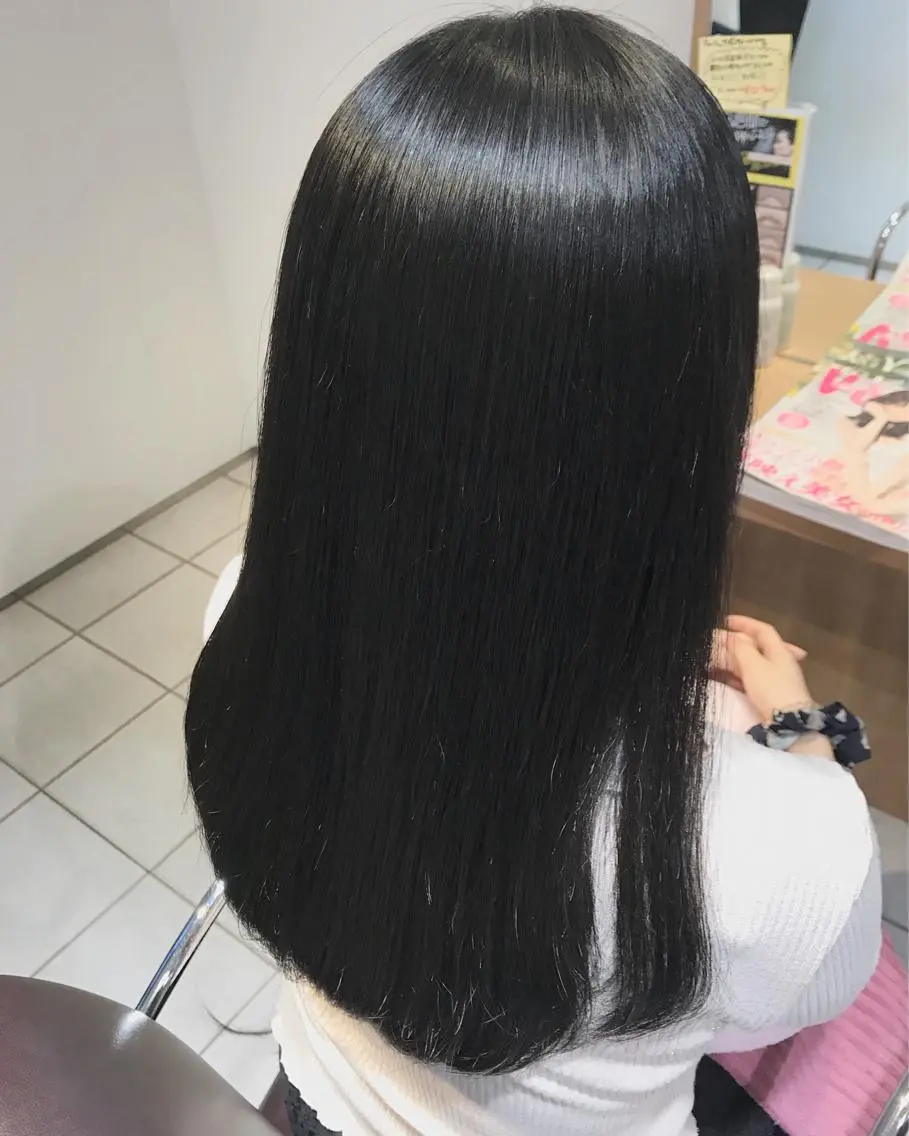 セミロング カラー 光吉 洋平のヘアスタイル