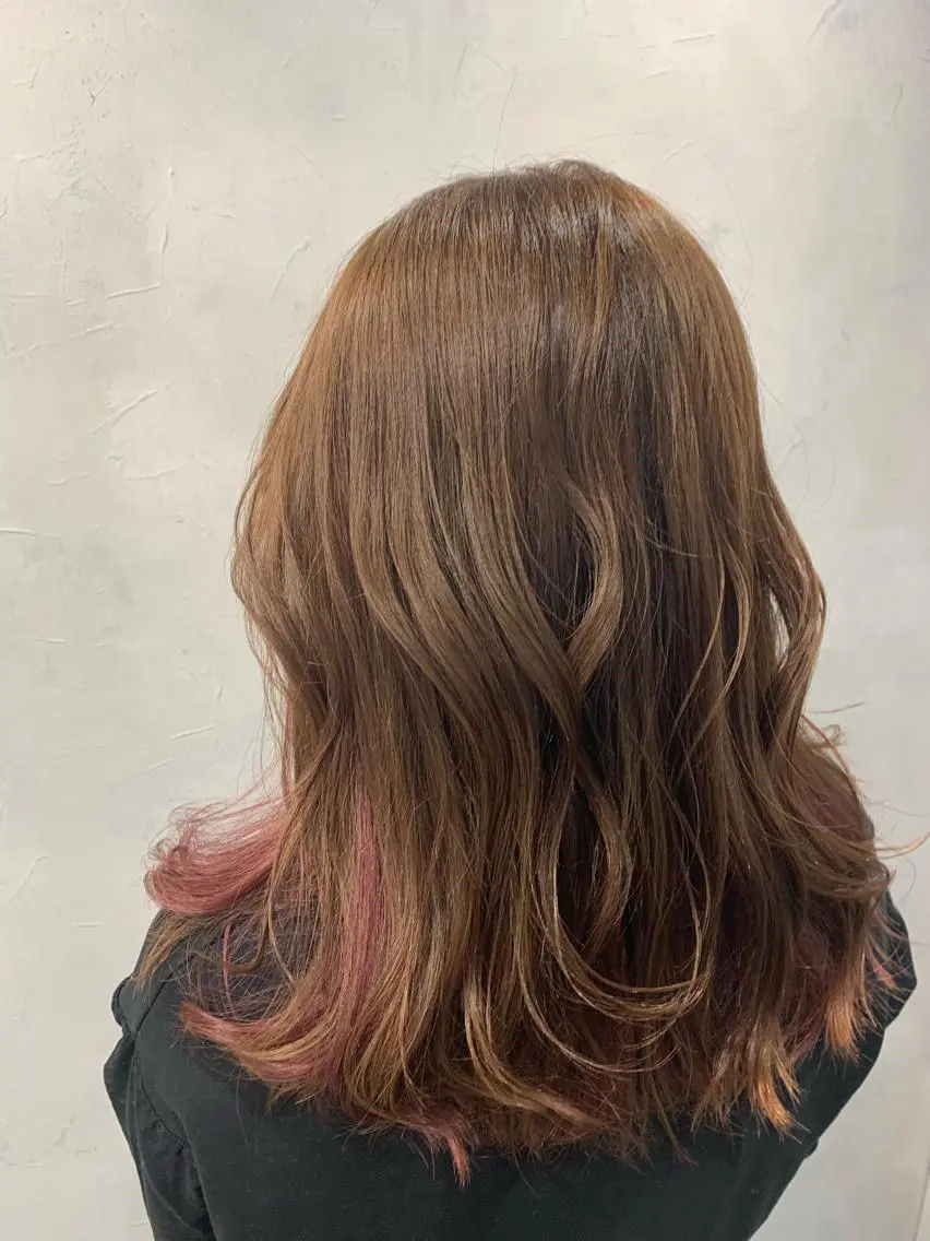 セミロング カラー ヘアカラー 江畑 匠 新宿三丁目 徒歩30秒⭐️のヘアスタイル