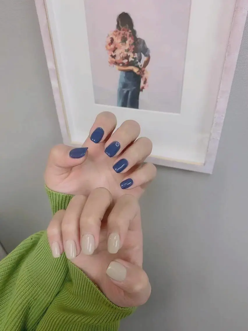 ミディアム ネイル Reonail 💕Kana💕のネイルデザイン