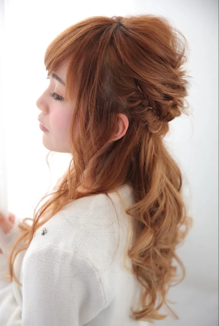 ロング カラー パーマ ヘアアレンジ 大阪レミーエクステ チビ編み込みのヘアスタイル