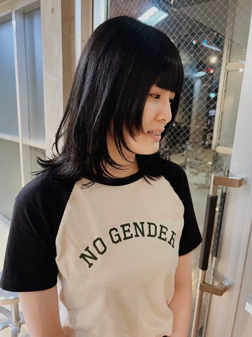 ミディアム カラー パーマ ヘアアレンジ メンズ ネイル マツエク・マツパ アイブロウ メンズハイトーン 黒髪 ハイトーンカラー レイヤーカット ショートヘア原宿 fifth コシのヘアスタイル