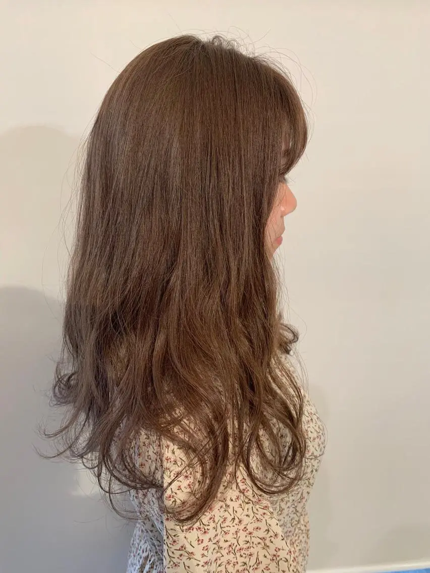ロング カラー パーマ ヘアアレンジ アディクシーカラー ブリーチ 加藤 綾華のヘアスタイル